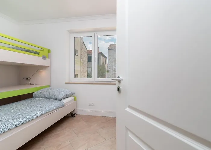 Bella Vista Kth Trogir